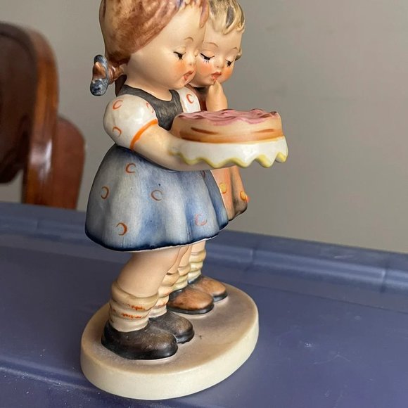 COPY - Hummel Happy Birthday - Picture 6 of 8